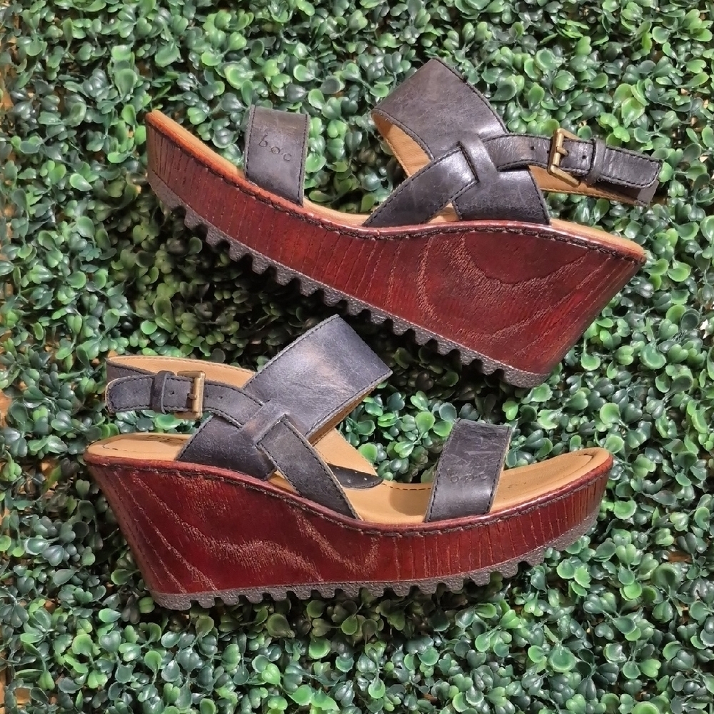 B.O.C. By BORN Black and Brown Wedge Sandals SIZE 7